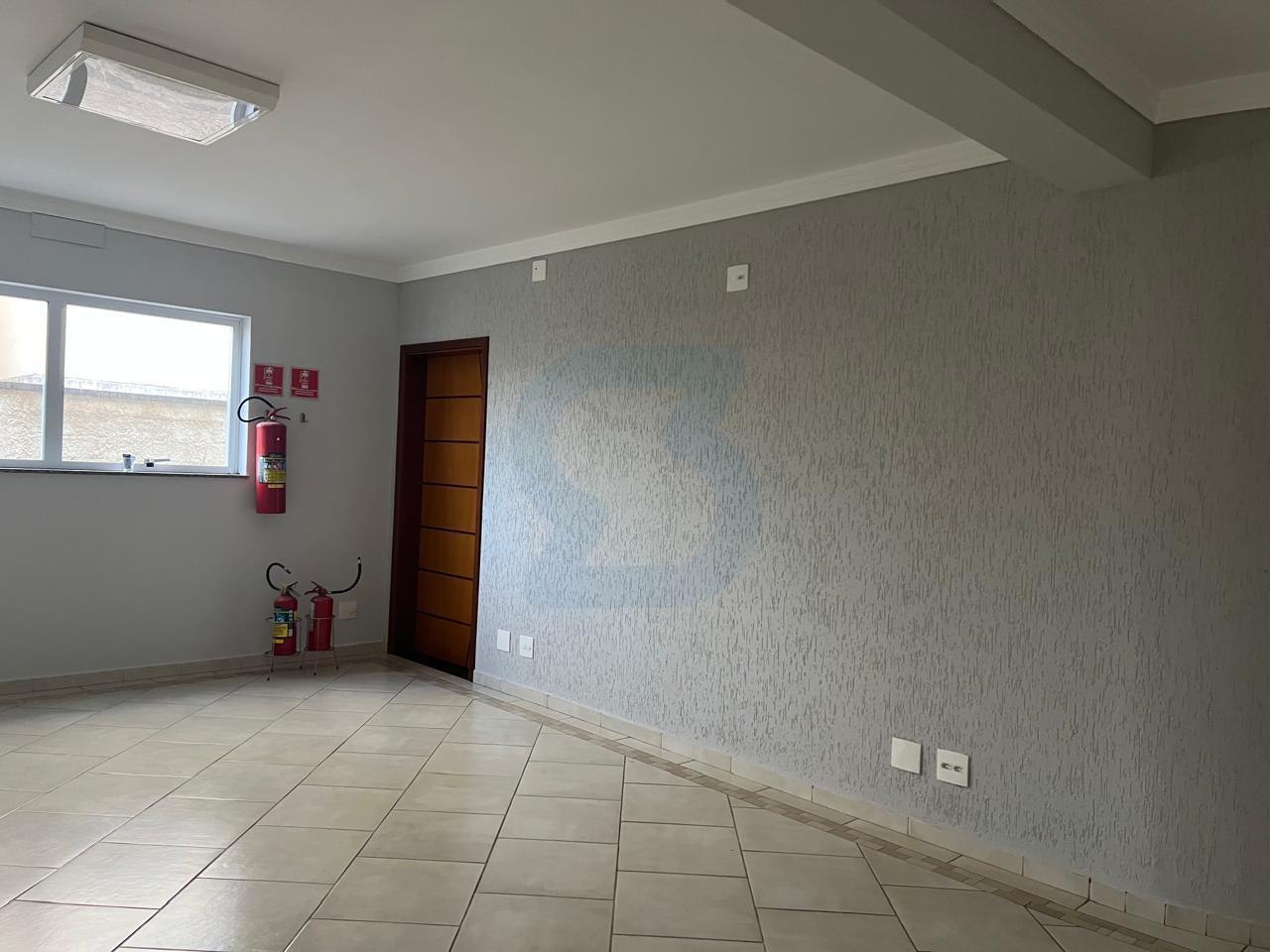 Galpão Comercial Amplo em Itatiba: Sua Empresa no Jardim das Nações! em Jardim das nacoes, Itatiba - sp | SoloBR