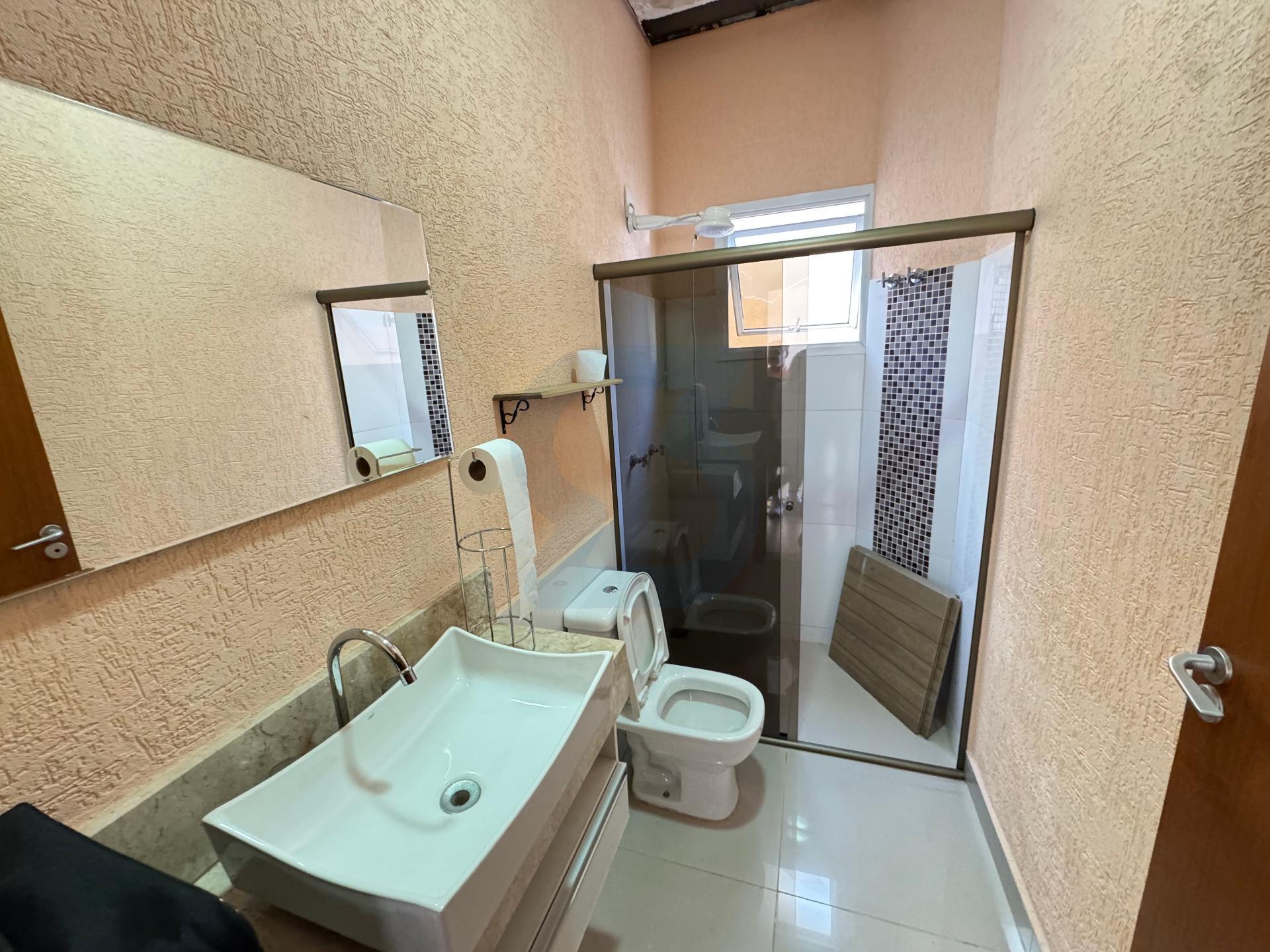 Casa Exclusiva em Condomínio Villaggio Di Napoli, Valinhos - Conforto e Segurança em Loteamento residencial santa gertrudes, Valinhos | SoloBR