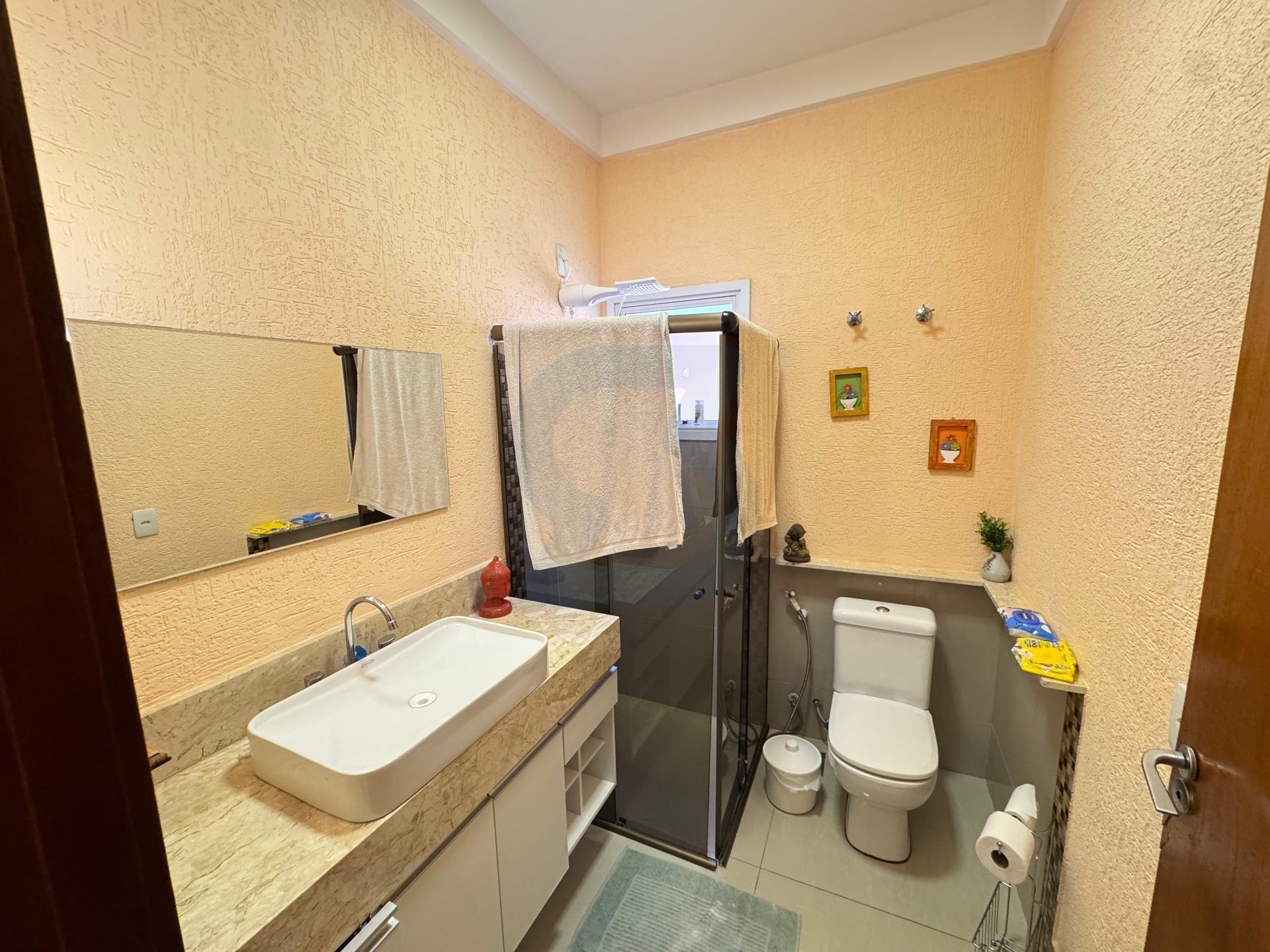 Casa Exclusiva em Condomínio Villaggio Di Napoli, Valinhos - Conforto e Segurança em Loteamento residencial santa gertrudes, Valinhos | SoloBR