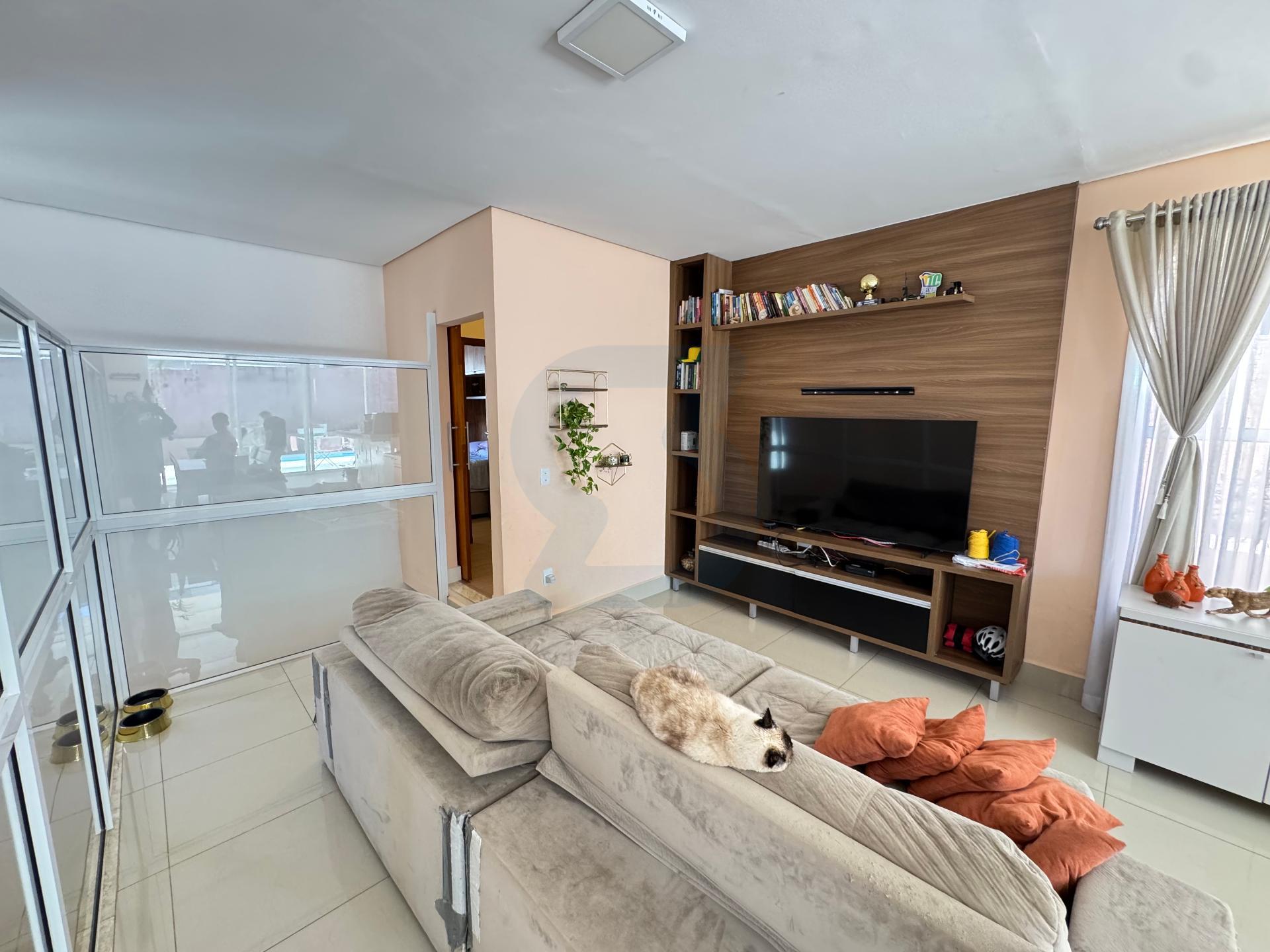 Casa Exclusiva em Condomínio Villaggio Di Napoli, Valinhos - Conforto e Segurança em Loteamento residencial santa gertrudes, Valinhos | SoloBR