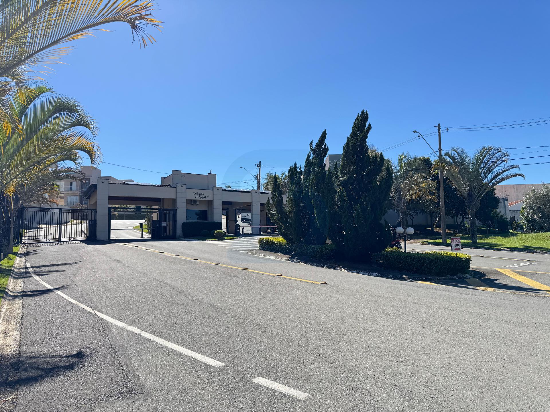 Casa Exclusiva em Condomínio Villaggio Di Napoli, Valinhos - Conforto e Segurança em Loteamento residencial santa gertrudes, Valinhos | SoloBR