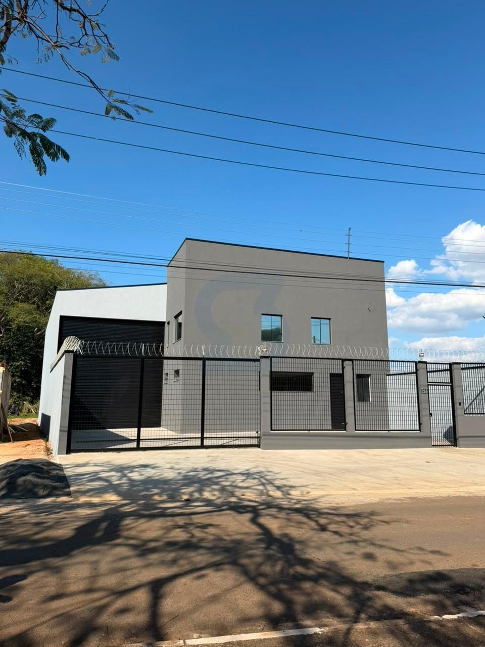 Galpão Comercial Amplo e Seguro na Vila Champion em Mogi Guaçu em Vila champion, Mogi guaçu - sp | SoloBR