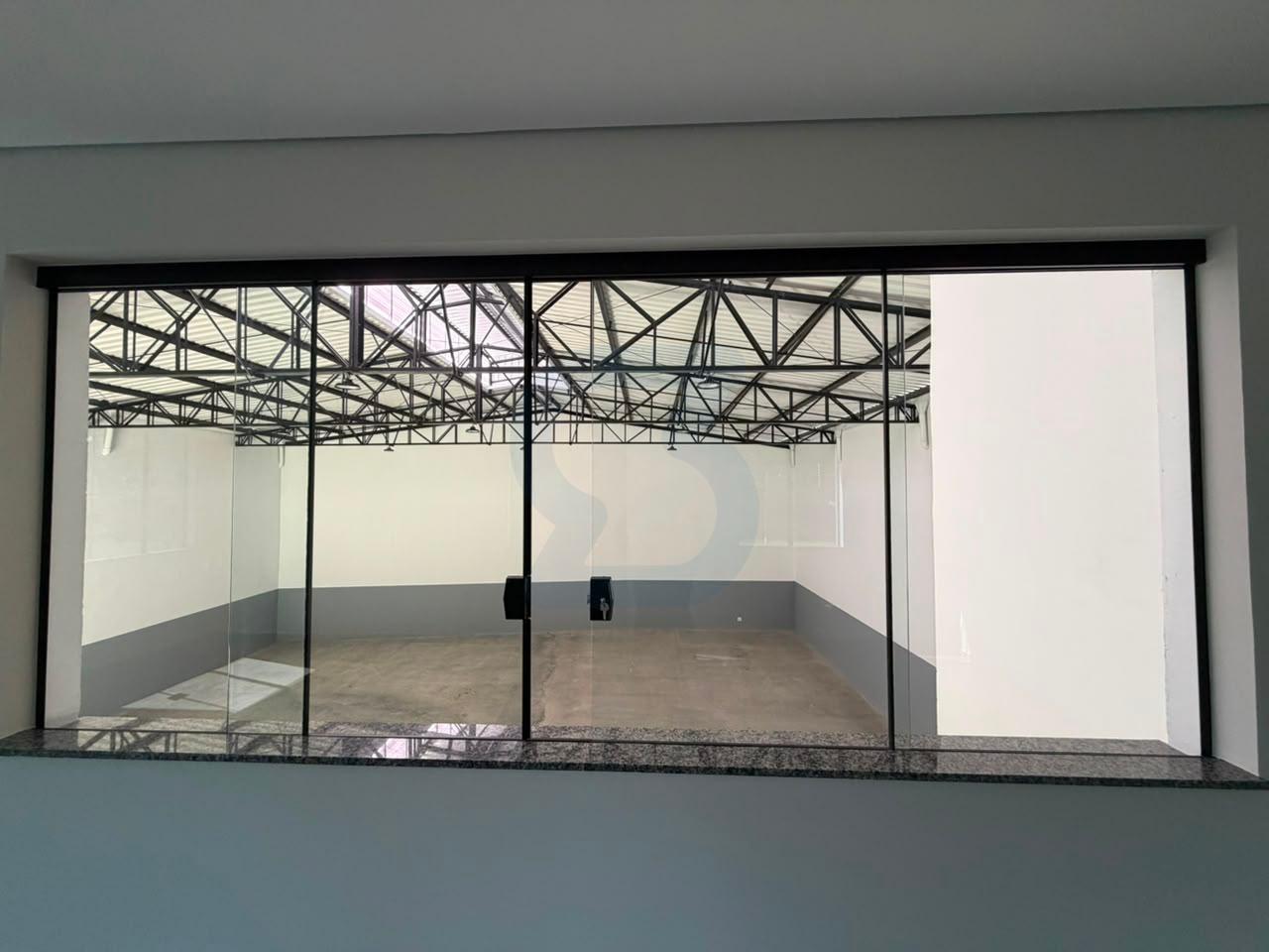 Galpão Comercial Amplo e Seguro na Vila Champion em Mogi Guaçu em Vila champion, Mogi guaçu - sp | SoloBR