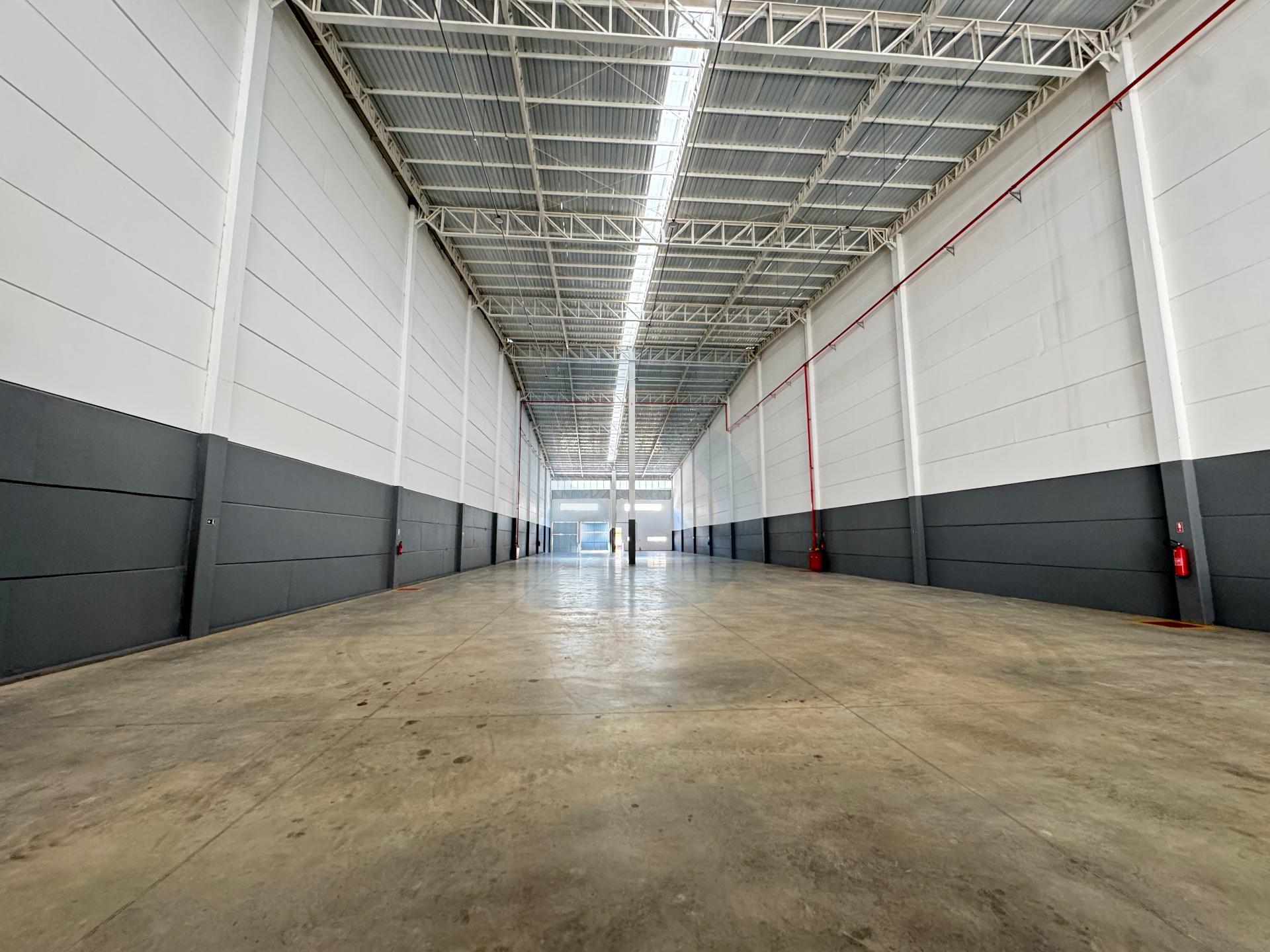 Galpão Logístico Premium em Hortolândia - 1.900m² com Cross Docking em Celog 2, Hortolândia - sp | SoloBR