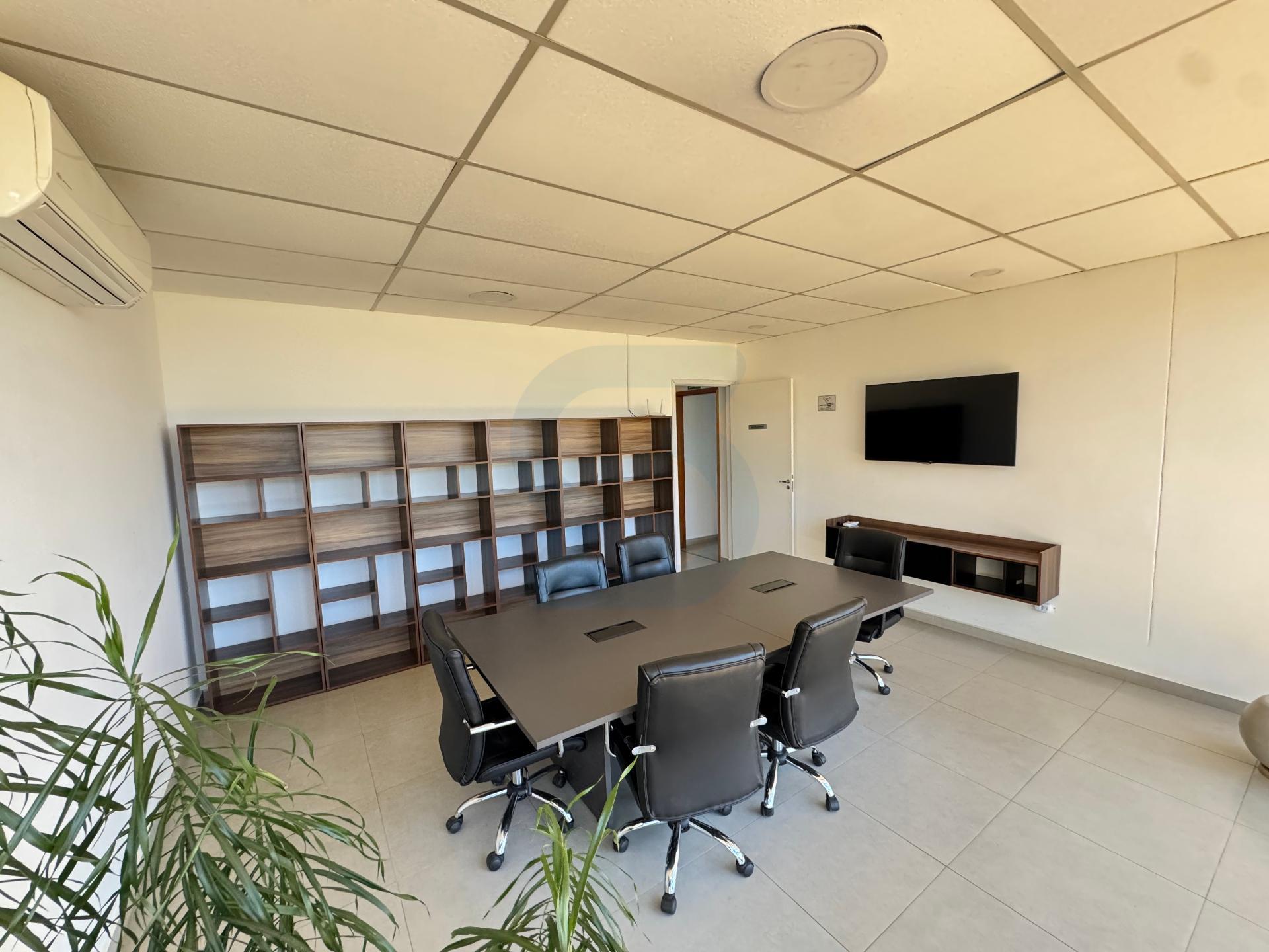 Galpão Logístico Premium em Hortolândia - 1.900m² com Cross Docking em Celog 2, Hortolândia - sp | SoloBR