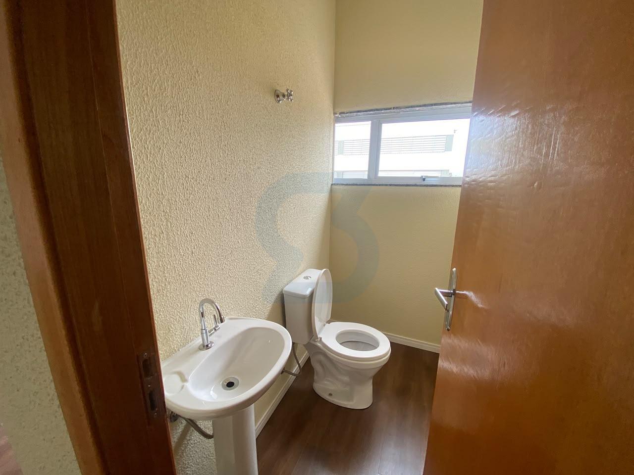 Galpão Comercial Amplo com 900m² de Área Útil em Hortolândia em Loteamento adventista campineiro, Hortolândia - sp | SoloBR