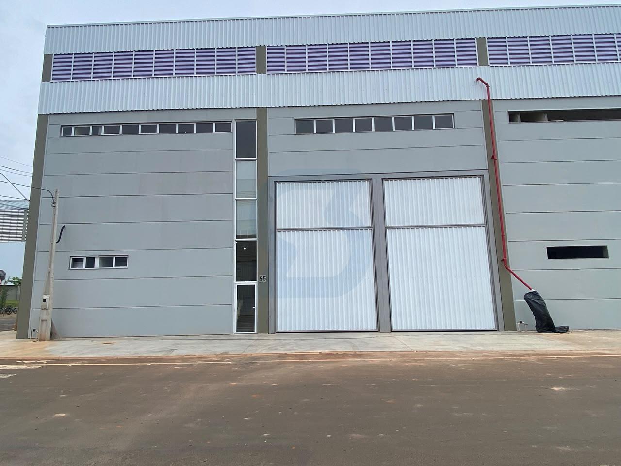 Galpão Comercial Amplo com 900m² de Área Útil em Hortolândia em Loteamento adventista campineiro, Hortolândia - sp | SoloBR
