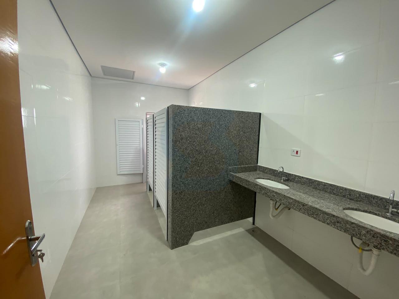 Galpão Comercial Amplo com 900m² de Área Útil em Hortolândia em Loteamento adventista campineiro, Hortolândia - sp | SoloBR